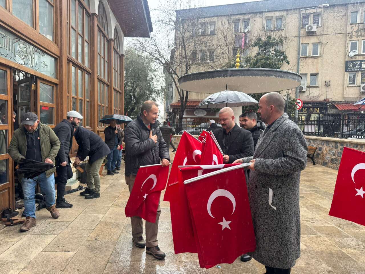 Muğla Ülkü Ocakları’ndan Türk Bayrağıyla Dayanışma Mesajı 2